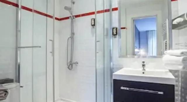 Номер Standard Hôtel Beau Rivage