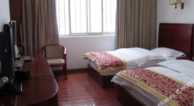 Yunshui Yunyi Inn (Lijiang Ancient City), Забронировать Отель Лицзян Юньнань, рядом с Улица Сквер-стрит Древнего города Даянь
