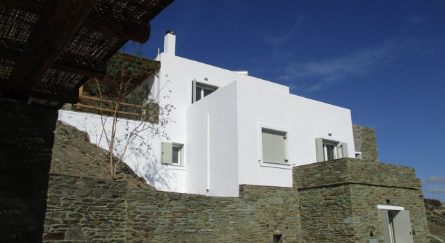 Comfortable Villa Near Sea in Andros