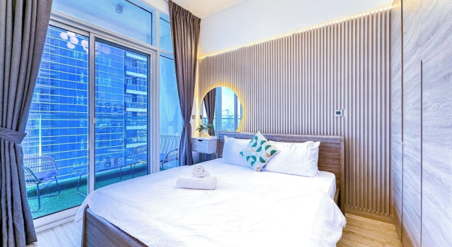 Super Luxury Flat Design with Sea View, Забронировать Бутик-отель Отели Эмирата Дубая с парковкой, рядом с Торговый центр The Beach, Парковка