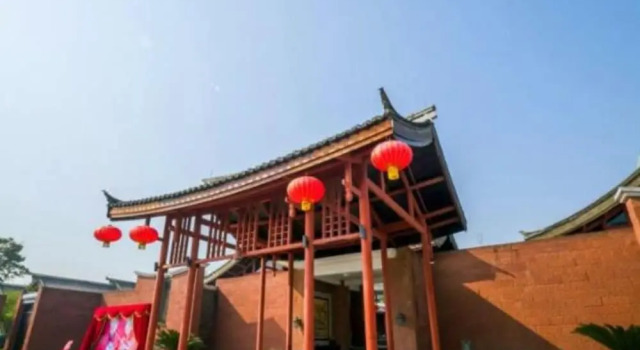 Langzhong Hirizon Hotel, Prenota Hotel Langzhong Sichuan