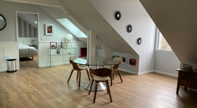 Апартаменты LOIRE VELO 3 Appartements Moderne Vélo Parking 30 places vélos Sécurisé Centre Ville Historique Blois