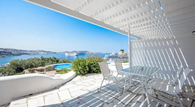 Апартаменты с видом на море Adikri Villas & Suites