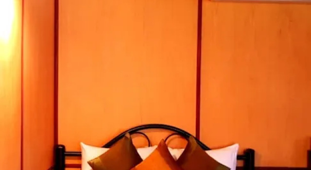 Четырёхместное бунгало с балконом и с видом на море Clear View Resort