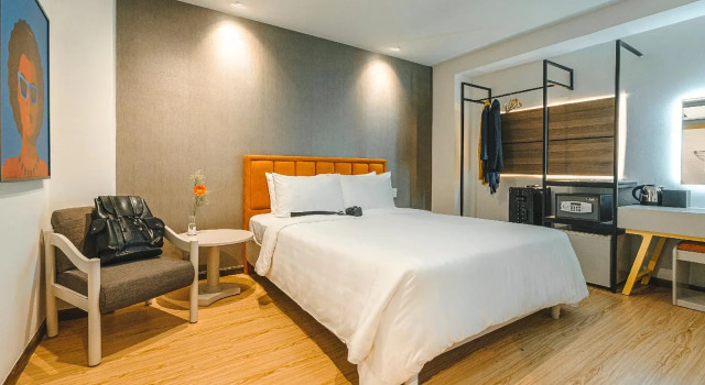 A25 Premium Hotel - 55 Lê Anh Xuân, Забронировать Отель Отели Хошимина с парковкой, рядом с Golden Dragon Water Puppet Theatre, Парковка