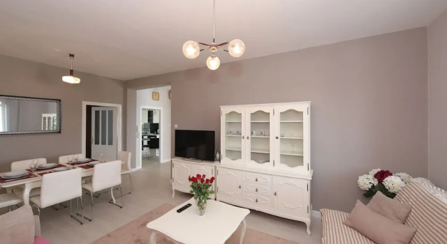 Luxury Apartment - Villa With Private Swimming Pool and Nice Covered Terrace