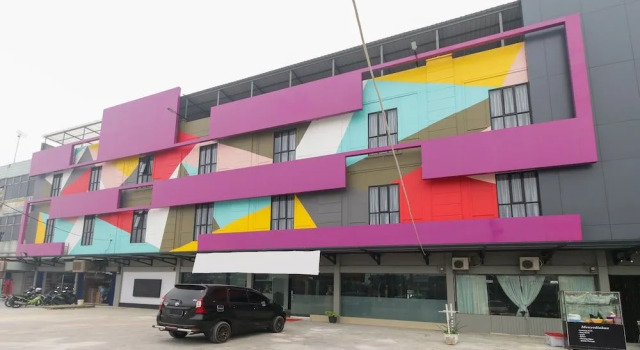 Airy Panam HR Soebrantas KM 8.5 Pekanbaru, Rezervovat Hotel Pekanbaru Sumatra
