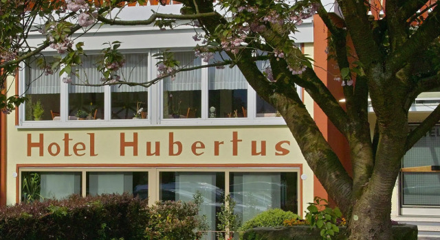 Haus Hubertus, Reserva ahora Hotel Hoteles en Baden-Wurtemberg con piscina, Piscina