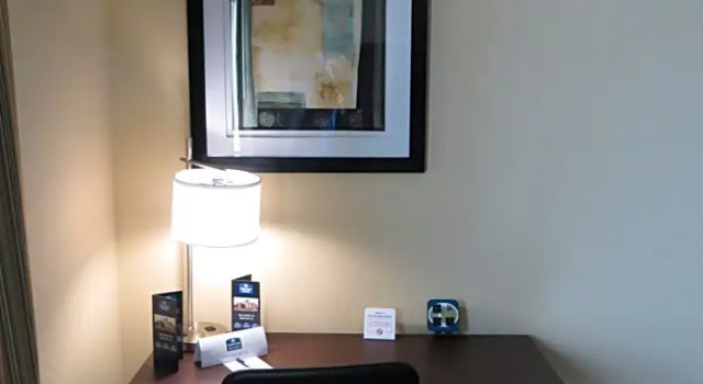 Standard huone Cobblestone Inn & Suites