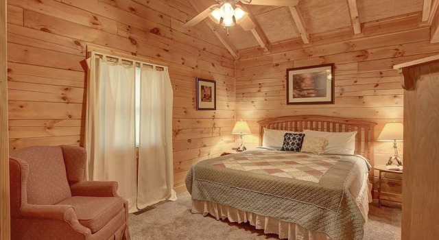 Hillside Haven 1 Bedroom 1 Bathroom Cabin, Забронировать Дом для отпуска Отели Great Smoky Mountains National Park с парковкой, Парковка