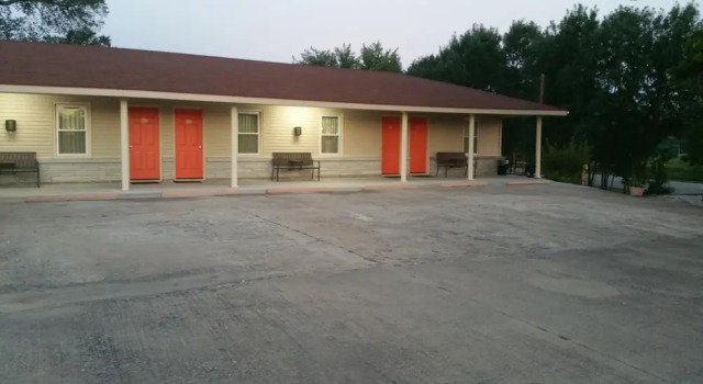 Best Budget Inn, Prenota Locanda Carthage Ozark