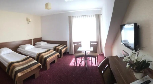 Hotel DYMINY, Забронировать Отель Кельце Swietokrzyskie Moutains