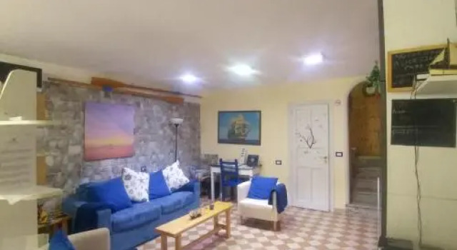 Marinautica Sea Cottage, Забронировать Дом для отпуска Виллы Сорренто, рядом с Железнодорожный вокзал Сорренто компании Чиркумвезувиана, Вилла