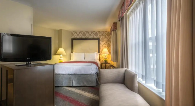 Двухместный номер Deluxe West End Washington DC, Tapestry Collection by Hilton