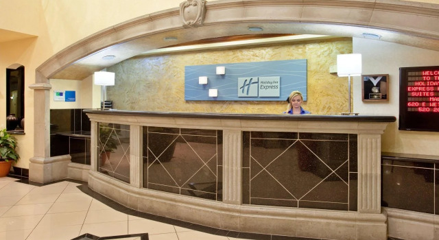 Holiday Inn Express & Suites Tucson Mall by IHG
