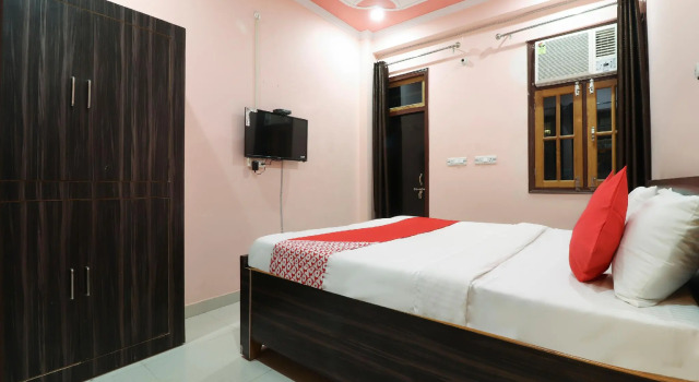 OYO 44205 Hotel Aryan Galaxy, Забронировать Отель Буули штат Уттар-Прадеш