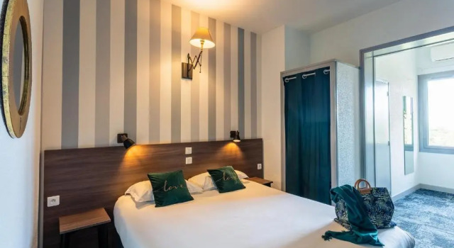 Двухместный номер Comfort Relais Amadourien