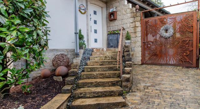 Laura‘s Heimat, Κράτηση Ξενοδοχείο Bad Bergzabern Wine Route