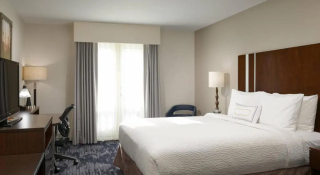 Номер Standard Fairfield Inn & Suites San Diego Old Town