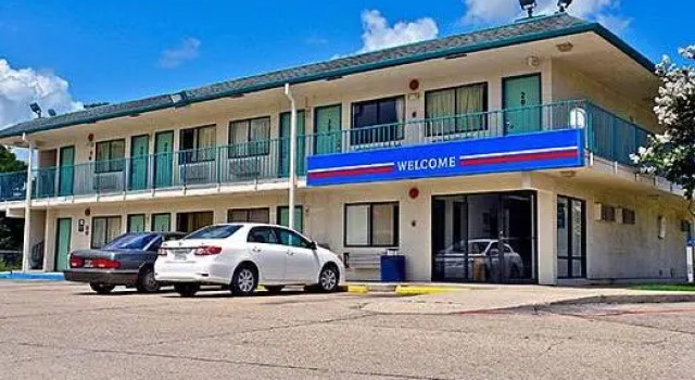 Люкс Studio 6 Lafayette, LA I-10 & I-49 N