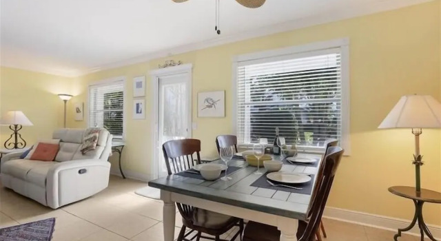 Island Haven 2 Bedroom Home by RedAwning