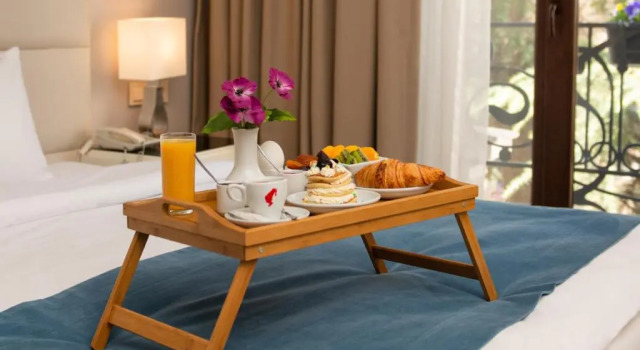 Двухместный номер Deluxe City Avenue Hotel