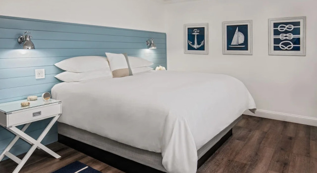Номер Standard Champlin's Marina & Resort