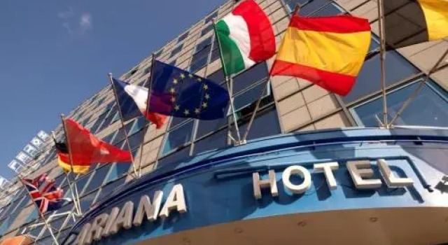 Номер Superior Hotel Gratte-Ciel Ariana