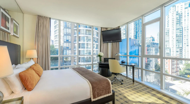 Номер Standard Loden Vancouver