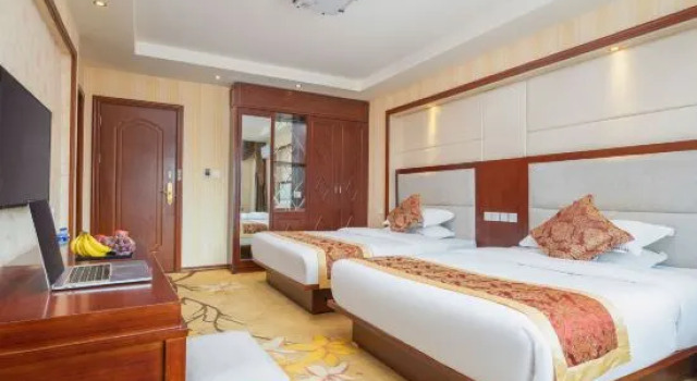 Люкс Duge Grand Hotel