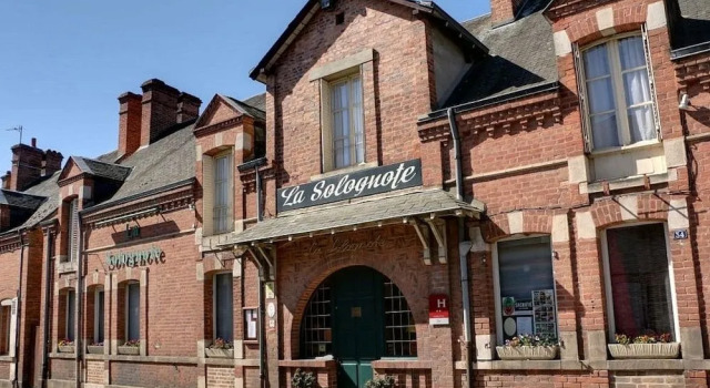 Auberge la Solognote, Rezerwuj Hostel Hotele w Cher z parkingiem, Parking