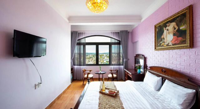 Le Petit Paris Dalat Hotel, Забронировать Отель Далат Ламдонг