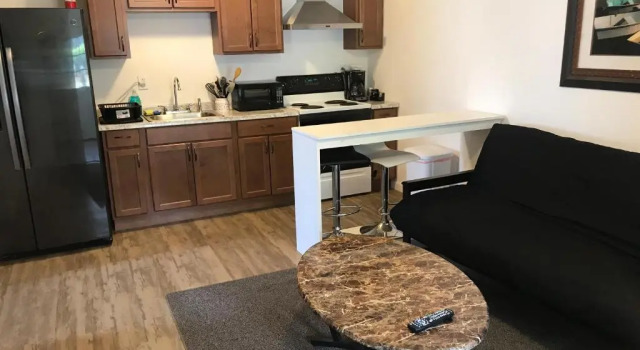 Апартаменты Windsor Motel