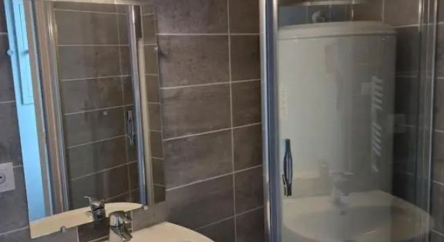 grand studio ✰ 35m² ✰ centre ✰ 4pers/2lits ✰ cuisine ✰ wifi, Boek Hotel  