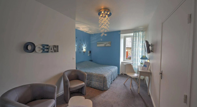 Logis Hotel De Paris Murol, Book Hotel Murol Massif du Sancy
