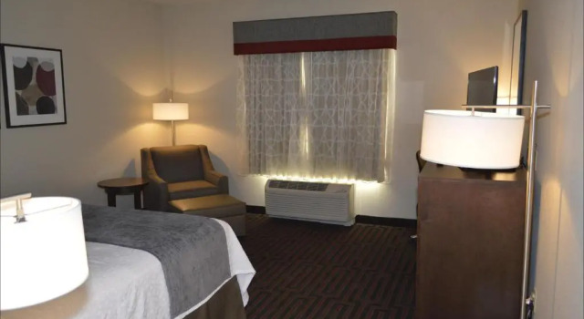 Standard Zimmer Best Western Plus Stevens County Inn