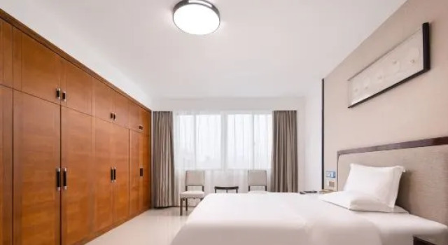 Люкс Comfort Jiajie Chain Hotel Haikou East High-speed Railway Station