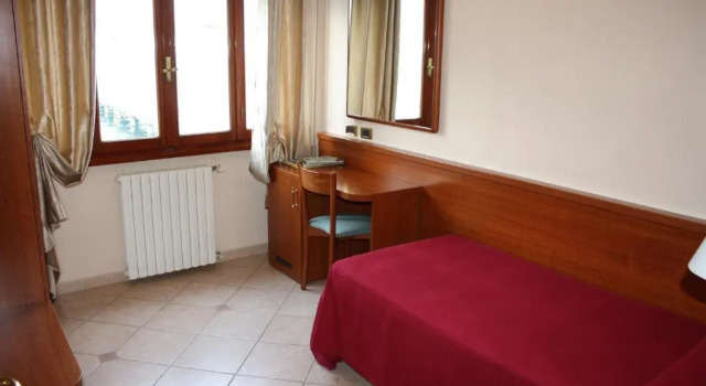 Номер Standard Albergo Ristorante Punta DellEst