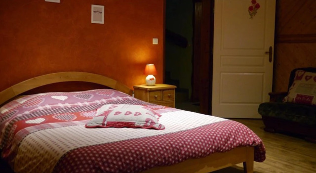 B&B La Moraine du Lac, Забронировать Отель «постель и завтрак» Отели Крют с парковкой, Парковка