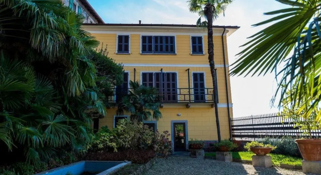 Villa Rachele, Забронировать Вилла Виллы Варенна, рядом с Вилла Монастеро, Вилла