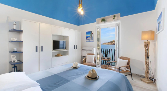 Estate4home - Blu Dream Massa