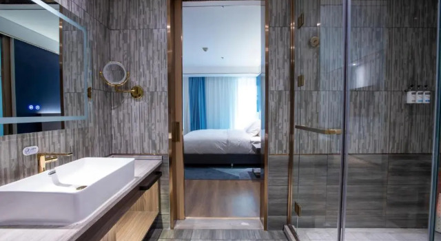Двухместный люкс с 2 комнатами Holiday Inn Express Hengshui Railway Station by IHG