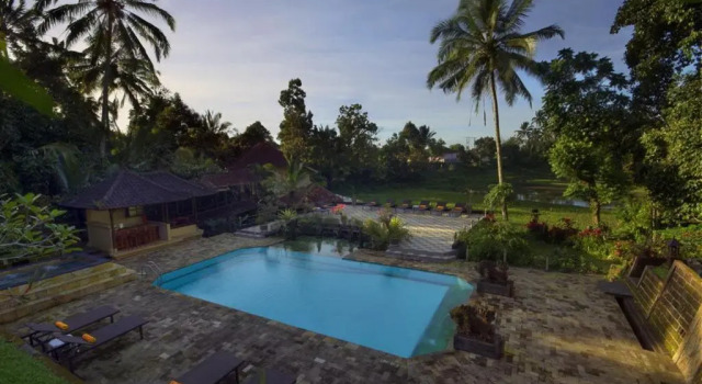 Люкс Deluxe Cempaka Belimbing Villa