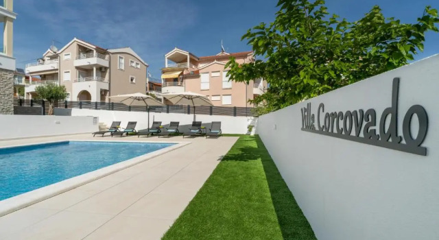 Апартаменты с видом на море Apartments Corcovado with Heated Pool