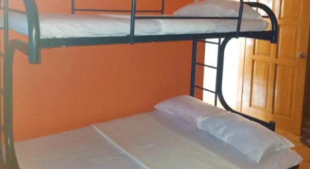Трёхместный номер Standard RedDoorz @ Garcia Hernandez Bohol