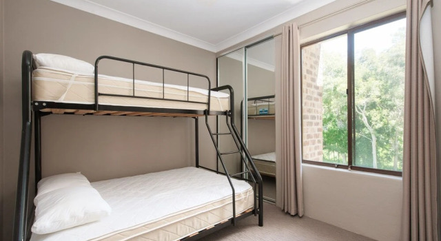 Nicholli, Bay Parklands, Unit 34/2 Gowrie Avenue