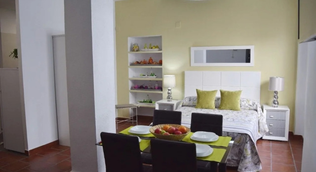 Apartamentos Céspedescinco, Забронировать Апартаменты/квартира Отели Кордовы с парковкой, рядом с Театр Tablao Cardenal, Парковка