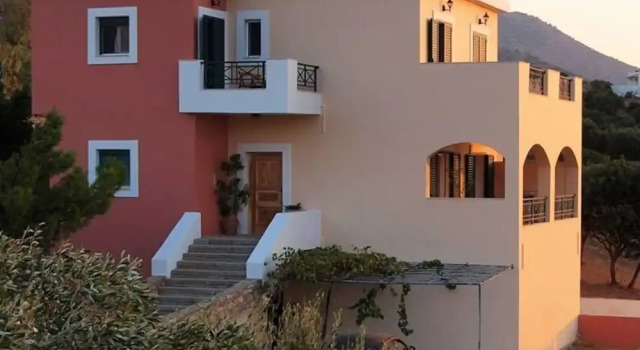 Villa Arolithos, Забронировать Вилла Отели East Crete с парковкой, Парковка