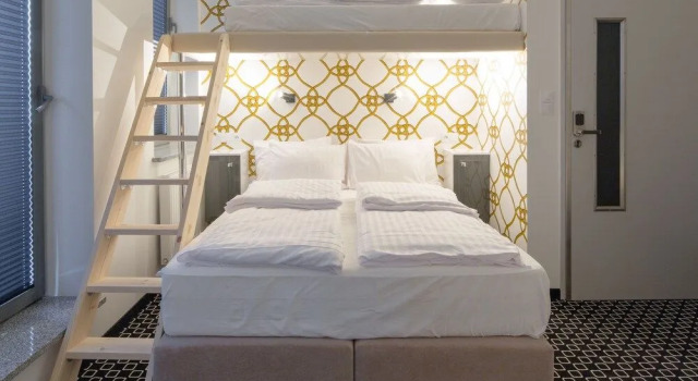 Cocorico Bed and Breakfast OLD TOWN Szczecin Adults Only, Забронировать Отель «постель и завтрак» Недорогие отели Щецина, рядом с Кафедральный собор Св. Иакова апостола, недорого