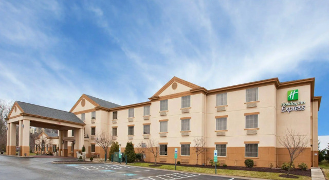 Holiday Inn Express Pittsburgh-Bridgeville, Rezerwuj Hotel Bridgeville Pensylwania